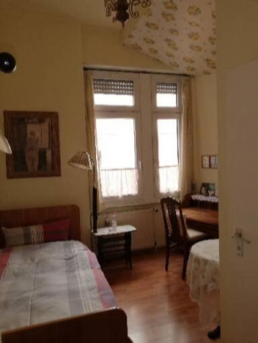 aCasa Bed & Breakfast  Франкфурт/Майн
